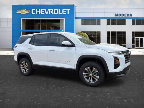 New 2026 Chevrolet Equinox LT FWD image 6