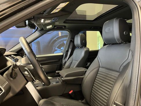 Used 2023 Land Rover Discovery S R-Dynamic AWD/4WD image 18