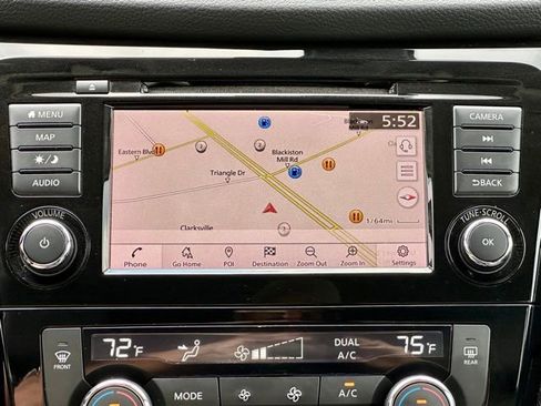 Used 2018 Nissan Rogue SL FWD image 27