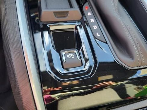 New 2025 Chevrolet Colorado LT w/ LT Convenience Package image 15