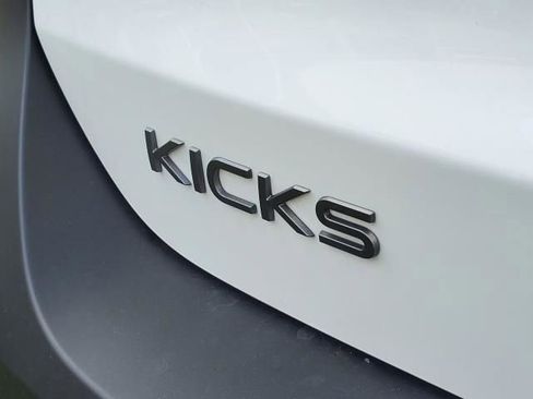 New 2026 Nissan Kicks SV image 16