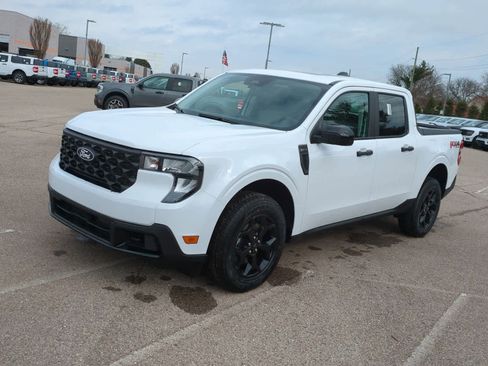 New 2025 Ford Maverick XLT w/ XLT Luxury Package image 4