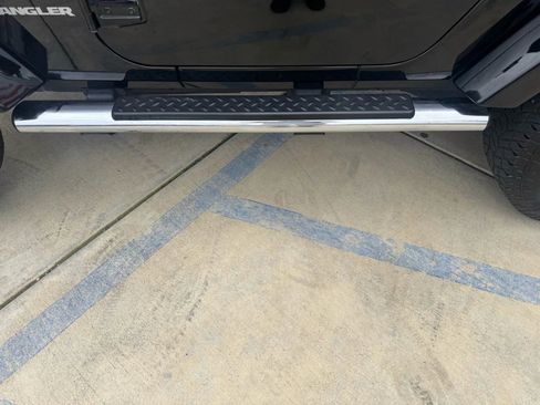 Used 2014 Jeep Wrangler Sahara w/ Mopar Chrome Edition Group image 16