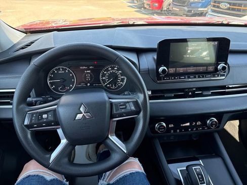 Used 2022 Mitsubishi Outlander ES AWD/4WD image 22