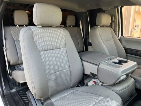 Used 2018 Ford F250 XLT w/ XLT Value Package AWD/4WD image 12