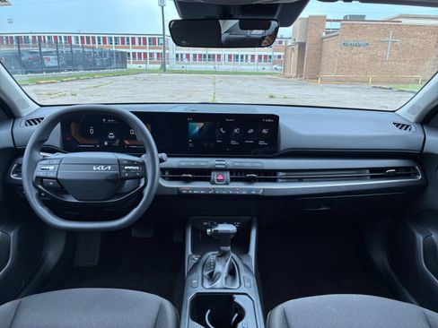Used 2026 Kia K4 FWD image 27