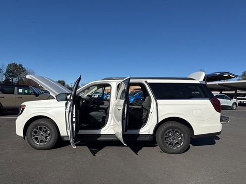 New 2025 Ford Expedition Max Active image 25
