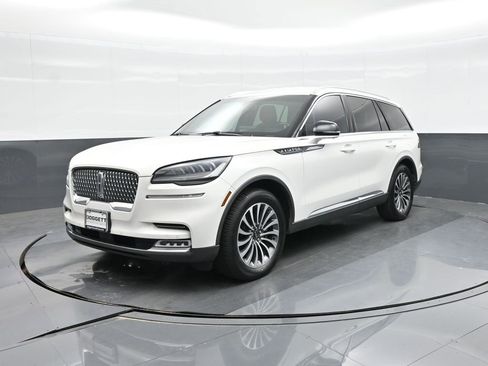 Used 2020 Lincoln Aviator Reserve w/ Class IV Trailer Tow Package image 1
