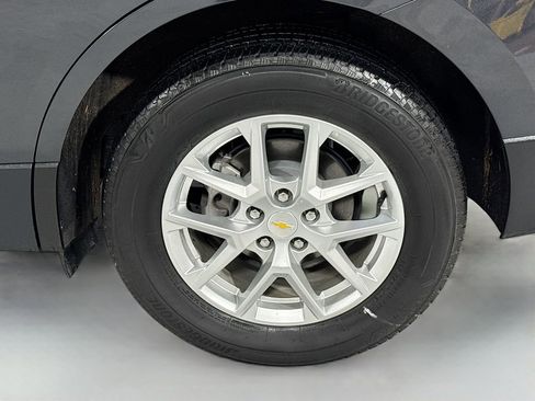 Used 2022 Chevrolet Equinox LT image 11