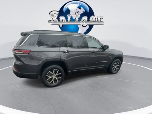 Used 2024 Jeep Grand Cherokee L Limited w/ Luxury Tech Group II image 10