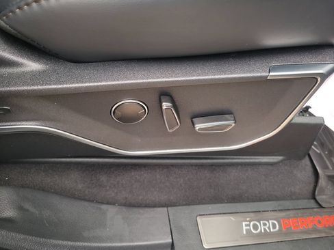 Used 2023 Ford F150 Raptor AWD/4WD image 28