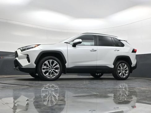 Used 2024 Toyota RAV4 Limited FWD image 27