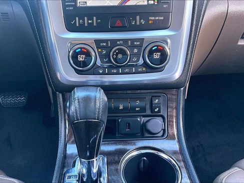 Used 2017 GMC Acadia Limited SLT image 41