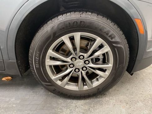 Used 2021 Cadillac XT5 Premium Luxury w/ LPO, Floor Liner Package image 31