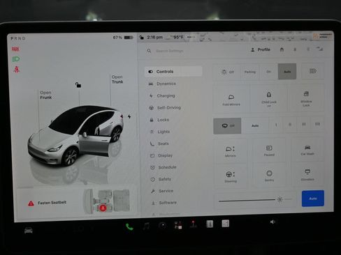 Used 2023 Tesla Model Y Long Range AWD/4WD image 19
