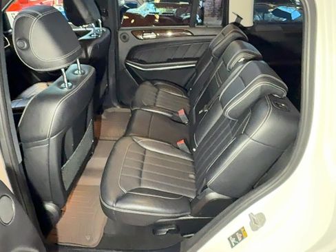 Used 2014 Mercedes-Benz GL 450 4MATIC image 67