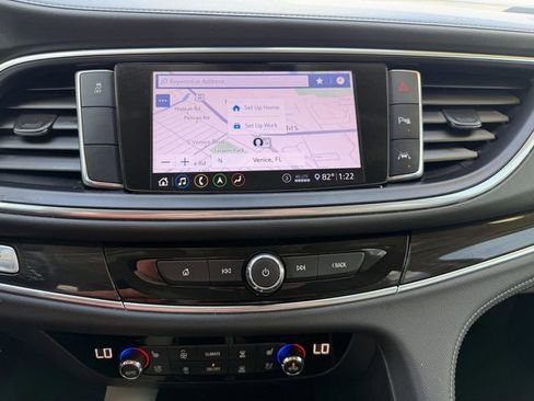 Used 2020 Buick Enclave Premium FWD image 25