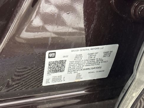 Used 2022 Buick Enclave Avenir w/ Avenir Technology Package image 32