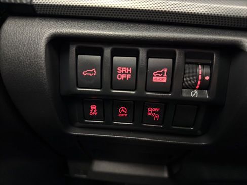 Used 2021 Subaru Forester Limited w/ Popular Package #3 AWD/4WD image 40