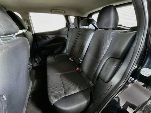 Used 2021 Nissan Rogue Sport S FWD image 18