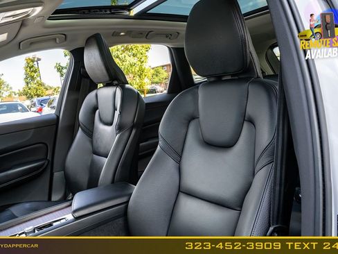 Used 2023 Volvo XC60 B5 Plus AWD/4WD image 14