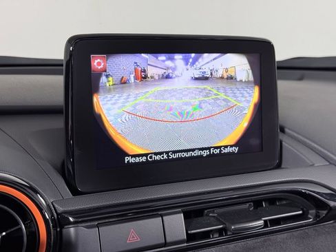 Used 2019 MAZDA MX-5 Miata 30th Anniversary RWD image 21