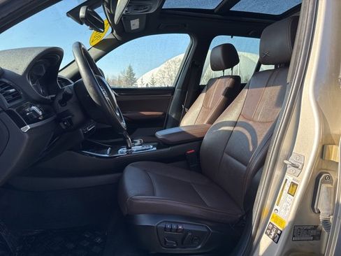 Used 2017 BMW X3 xDrive28i image 19