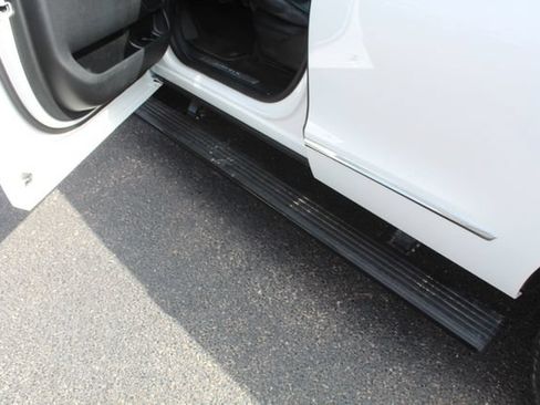 Used 2020 Lincoln Navigator 2WD image 12