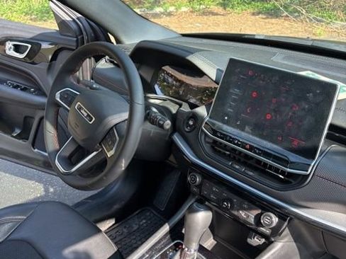 Used 2024 Jeep Compass Trailhawk w/ Sun and Sound Group image 23