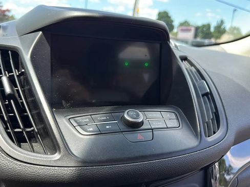 Used 2019 Ford Escape SEL AWD/4WD image 20