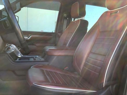 Used 2024 GMC Sierra 3500 Denali Ultimate image 8