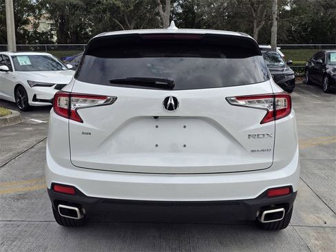 New 2025 Acura RDX SH-AWD image 5