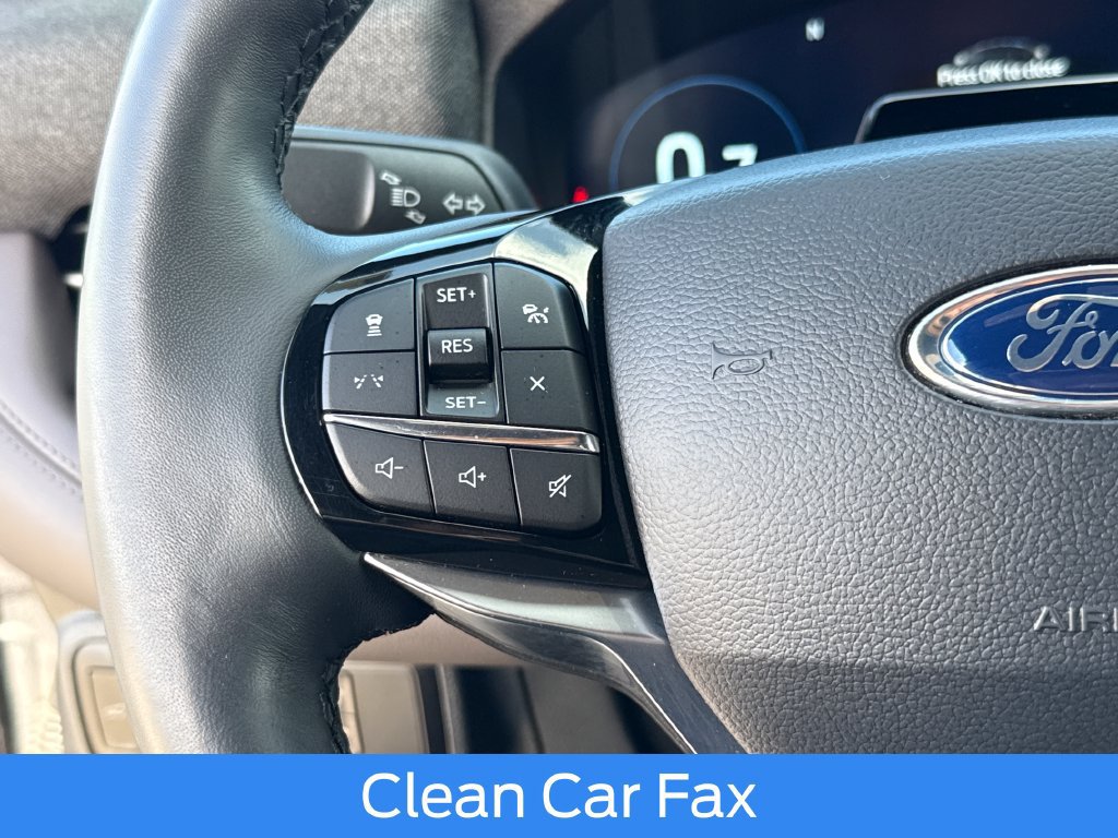Used 2026 Ford Explorer Platinum RWD image 16