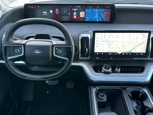Certified 2025 Ford Expedition Max Platinum AWD/4WD image 14