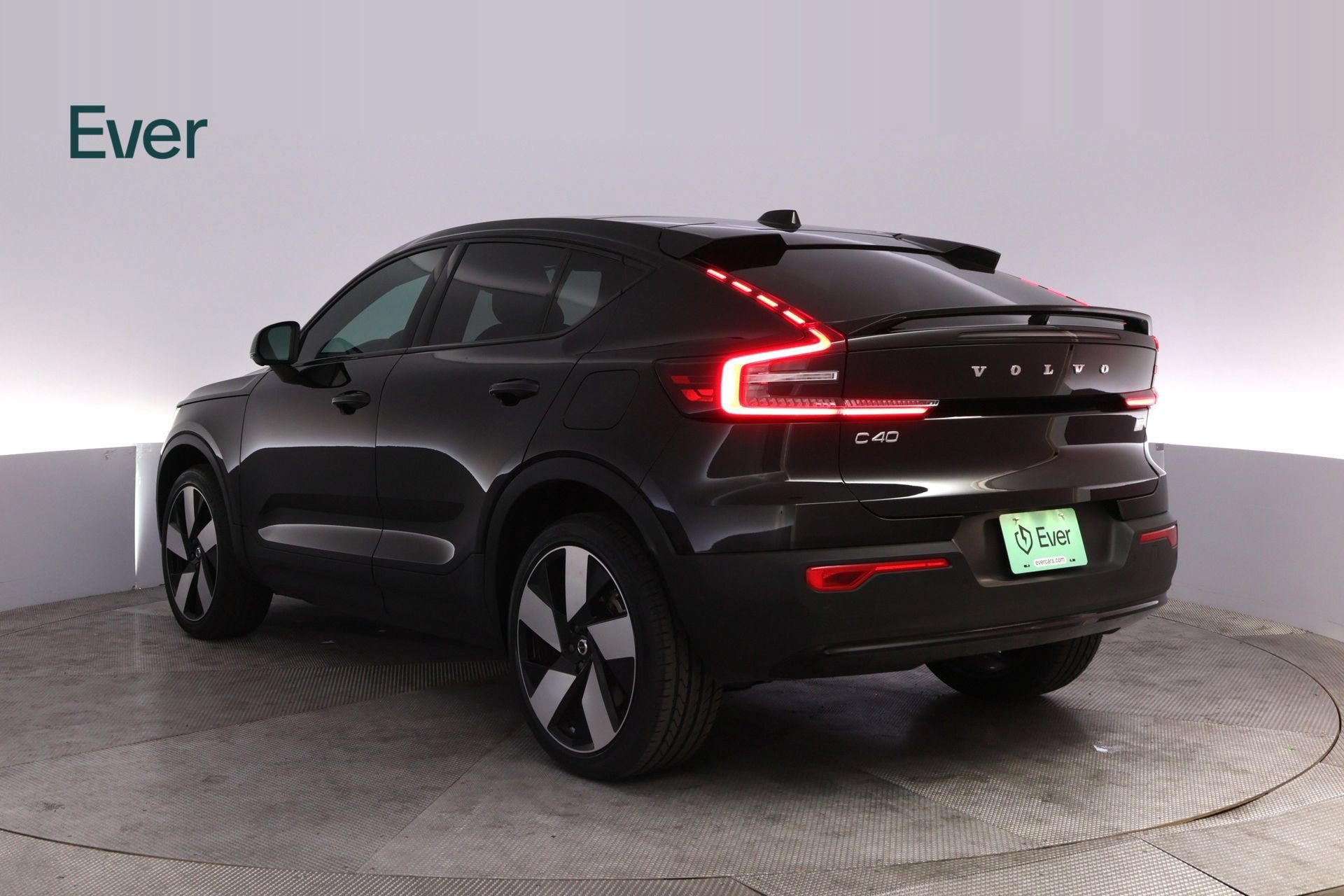 Used 2023 Volvo C40 P8 Recharge Ultimate AWD/4WD image 16