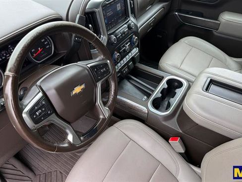 Used 2022 Chevrolet Silverado 1500 LTZ w/ Technology Package AWD/4WD image 10