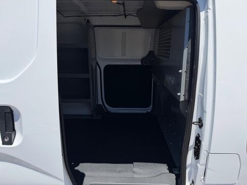 Used 2021 Nissan NV200 SV w/ Back Door Glass Package FWD image 18