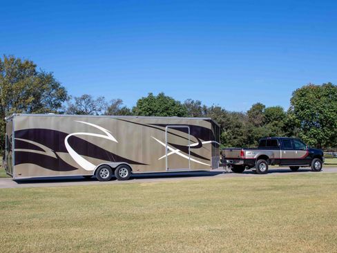 Used 2000 Ford F350 Lariat image 9