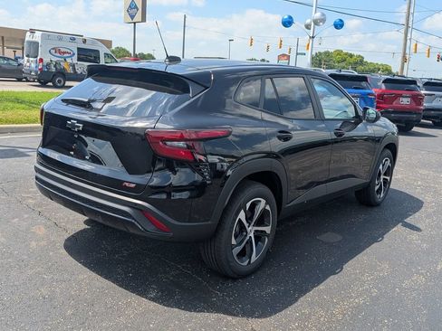 New 2026 Chevrolet Trax RS FWD image 7