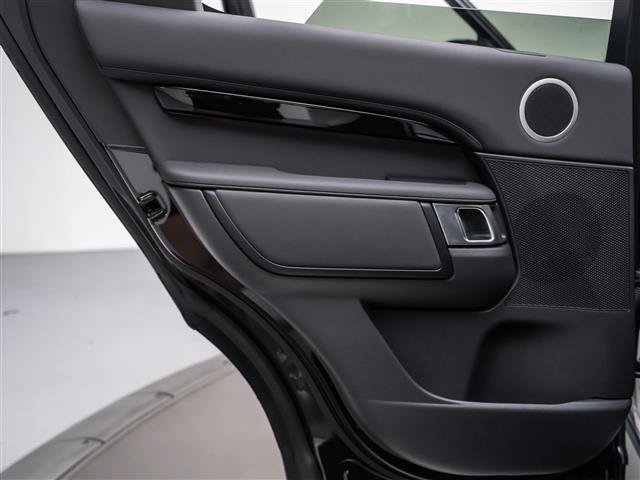 New 2026 Land Rover Discovery S AWD/4WD image 24