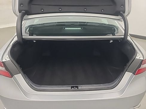 Used 2024 Toyota Camry SE FWD image 18