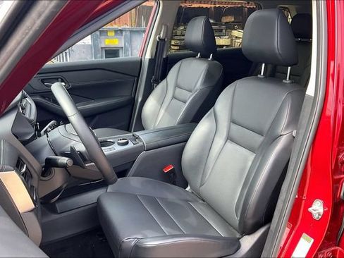 Used 2026 Nissan Rogue SV w/ SV Premium Package AWD/4WD image 25