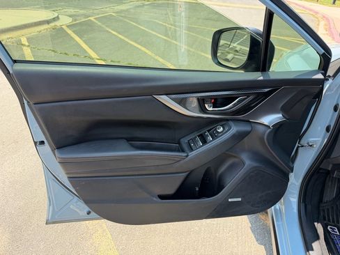 Used 2019 Subaru Crosstrek 2.0i Limited w/ Moonroof Package w/Navigation AWD/4WD image 19