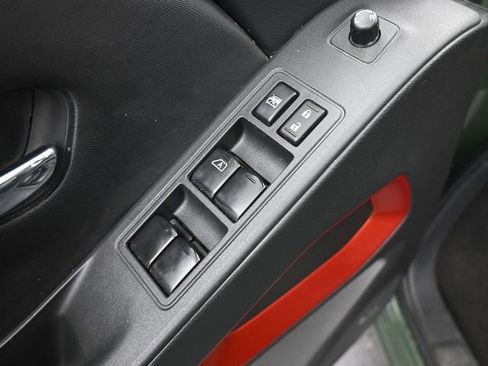 Used 2023 Nissan Frontier PRO-4X w/ Pro-4X Premium Package image 13