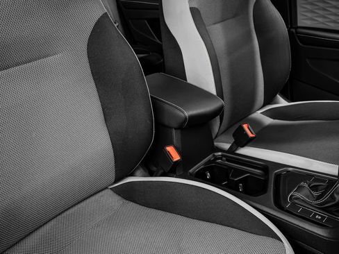 Used 2024 Volkswagen Taos S image 28