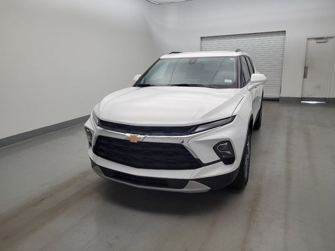 Used 2024 Chevrolet Blazer LT w/ Convenience Package FWD image 15