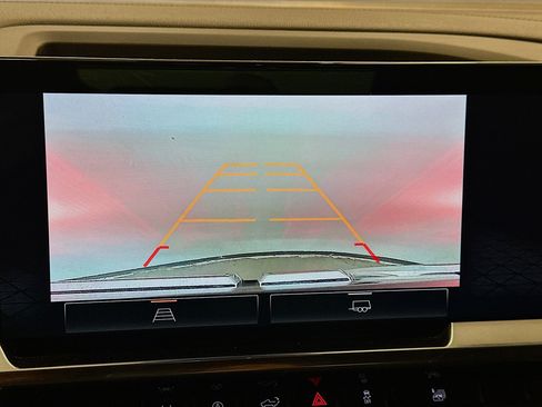 Used 2024 GMC Sierra 1500 Elevation image 23