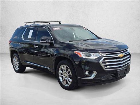Used 2018 Chevrolet Traverse High Country AWD/4WD image 3