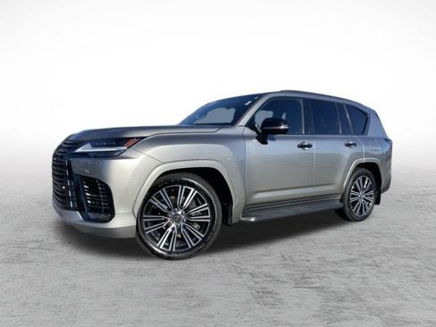Used 2024 Lexus LX 600 4WD w/ Luxury Package image 1