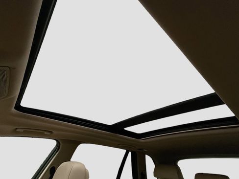 Used 2012 BMW X5 xDrive35d image 22